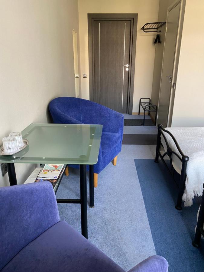 Hotel Kert Free Parking Riga Exteriör bild