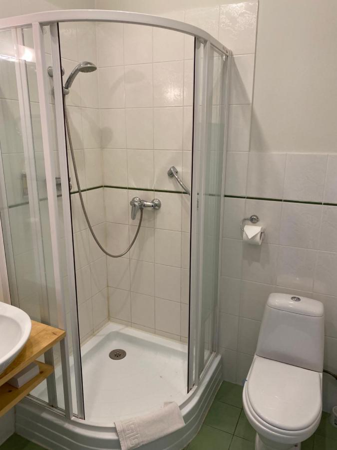 Hotel Kert Free Parking Riga Exteriör bild