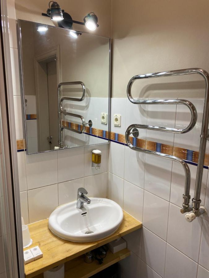 Hotel Kert Free Parking Riga Exteriör bild